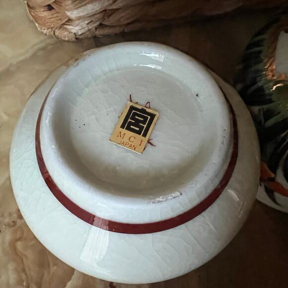 Iris & Bird Sake/Tea Cups: Set of 4 - Picture 5 of 8